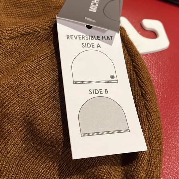 NWT Michael Kors hat - Picture 2 of 3